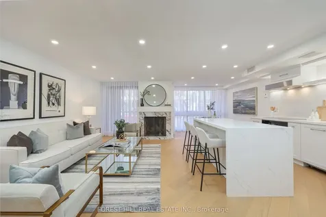 349 St Clair Avenue W Toronto ON M5P 1N3