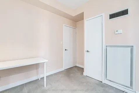 126 Simcoe Street Toronto ON M5H 4E6