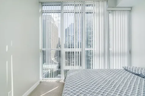 126 Simcoe Street Toronto ON M5H 4E6
