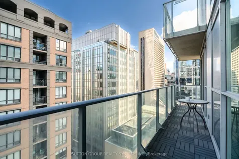 126 Simcoe Street Toronto ON M5H 4E6