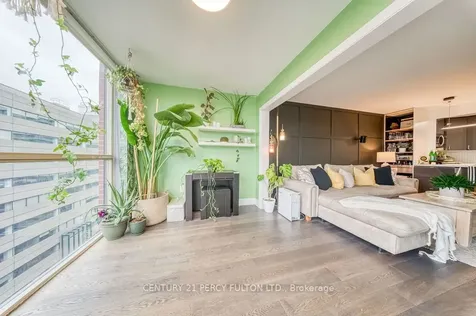 725 King Street W Toronto ON M5V 2W9