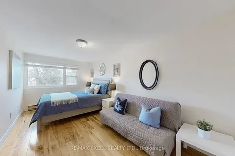 11 Sand Fernway N/a Toronto ON M2J 4N7