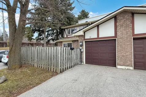 11 Sand Fernway N/a Toronto ON M2J 4N7