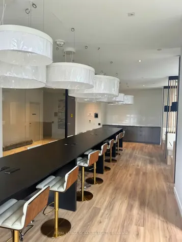 82 Dalhousie Street Toronto ON M5B 1Y7