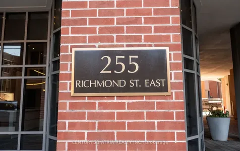 255 Richmond Street E Toronto ON M5A 4T7