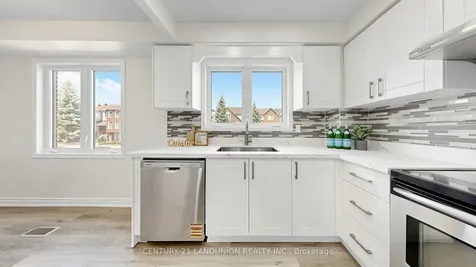 67 Carnival Court Toronto ON M2R 3T7