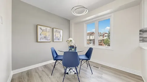 67 Carnival Court Toronto ON M2R 3T7