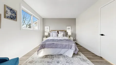 67 Carnival Court Toronto ON M2R 3T7
