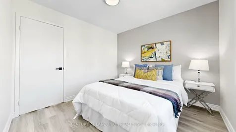 67 Carnival Court Toronto ON M2R 3T7