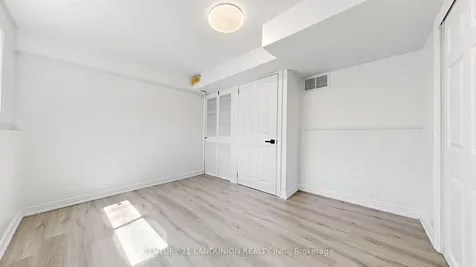 67 Carnival Court Toronto ON M2R 3T7