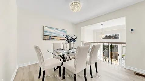 67 Carnival Court Toronto ON M2R 3T7