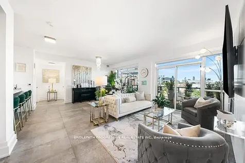3 Southvale Drive Toronto ON M4G 1G2