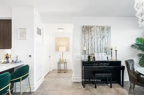 3 Southvale Drive Toronto ON M4G 1G2