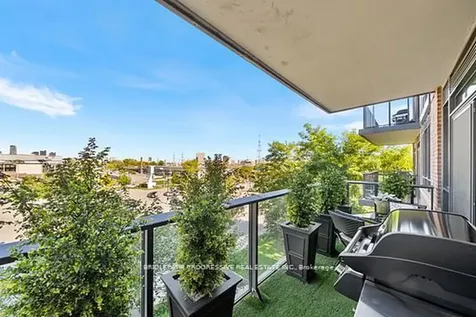 3 Southvale Drive Toronto ON M4G 1G2
