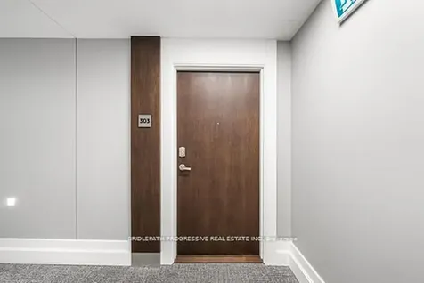3 Southvale Drive Toronto ON M4G 1G2