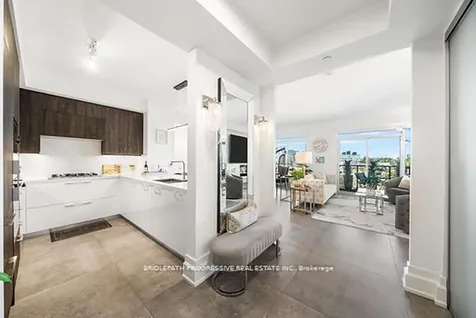3 Southvale Drive Toronto ON M4G 1G2