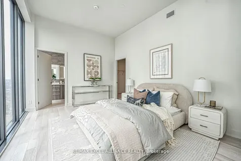 8 Cumberland Street Toronto ON M4W 0B6