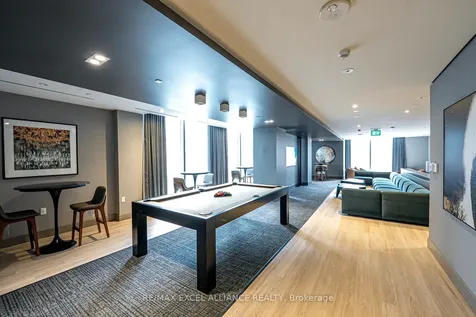 8 Cumberland Street Toronto ON M4W 0B6
