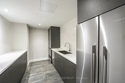 8 Cumberland Street Toronto ON M4W 0B6