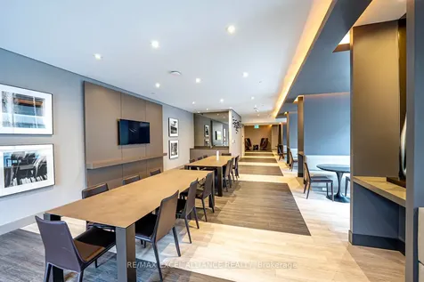 8 Cumberland Street Toronto ON M4W 0B6