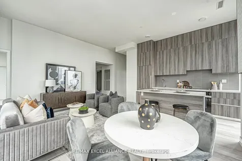 8 Cumberland Street Toronto ON M4W 0B6
