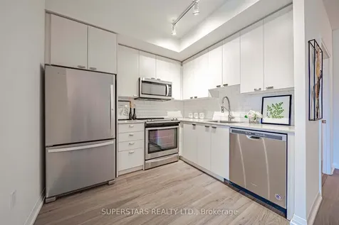 60 Ann O'reilly Road Toronto ON M2J 0C8