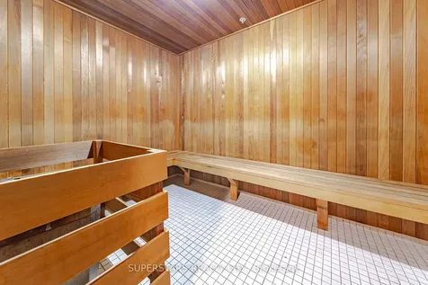 60 Ann O'reilly Road Toronto ON M2J 0C8