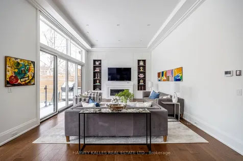 264 Cortleigh Boulevard Toronto ON M5N 1P7