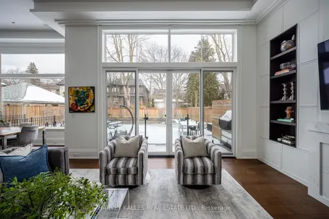 264 Cortleigh Boulevard Toronto ON M5N 1P7