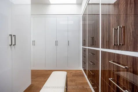 264 Cortleigh Boulevard Toronto ON M5N 1P7