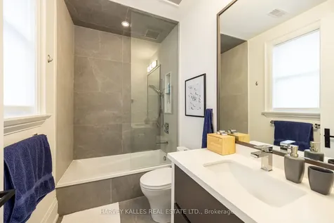 264 Cortleigh Boulevard Toronto ON M5N 1P7