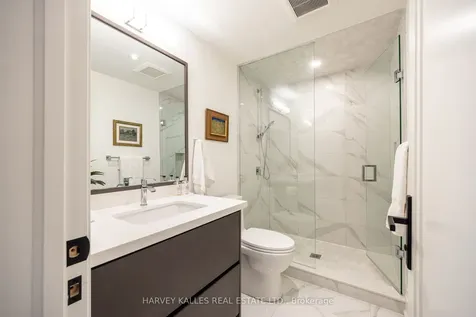 264 Cortleigh Boulevard Toronto ON M5N 1P7