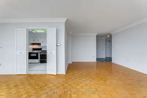 135 Antibes Drive Toronto ON M2R 2Z1