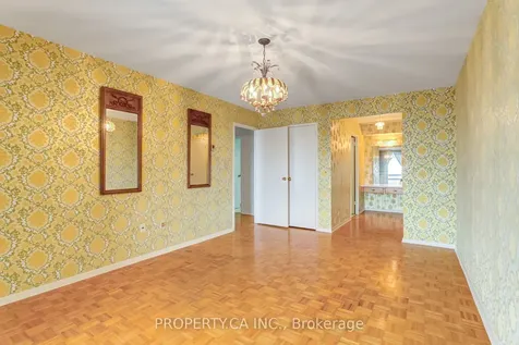 135 Antibes Drive Toronto ON M2R 2Z1