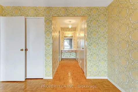 135 Antibes Drive Toronto ON M2R 2Z1