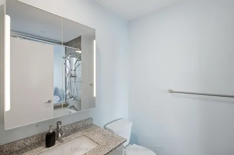 18 Harbour Street Toronto ON M5J 2Z6