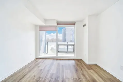 18 Valley Woods Road Toronto ON M3A 0A1