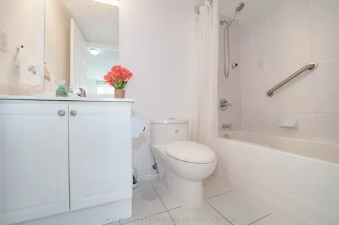 18 Valley Woods Road Toronto ON M3A 0A1