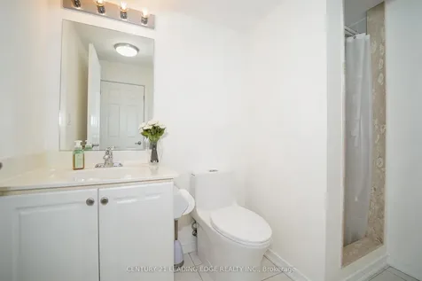 18 Valley Woods Road Toronto ON M3A 0A1