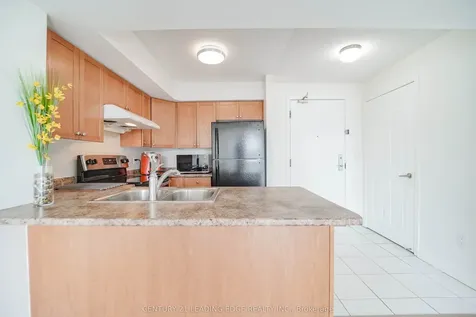18 Valley Woods Road Toronto ON M3A 0A1