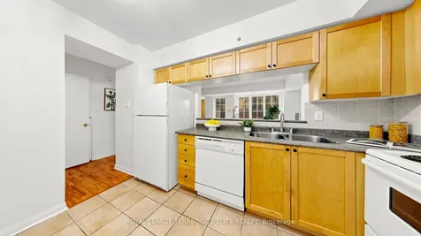 5 Everson Drive Toronto ON M2N 7C3