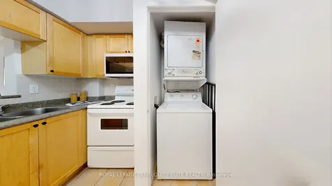 5 Everson Drive Toronto ON M2N 7C3