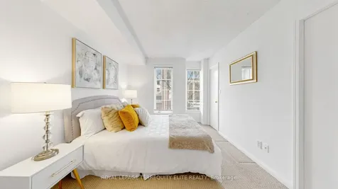 5 Everson Drive Toronto ON M2N 7C3