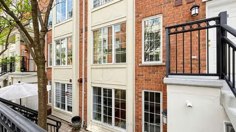 5 Everson Drive Toronto ON M2N 7C3