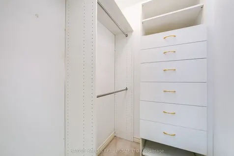 1 Deer Park Crescent Toronto ON M4V 3C4