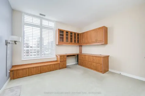 1 Deer Park Crescent Toronto ON M4V 3C4