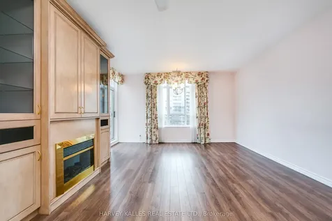 1 Deer Park Crescent Toronto ON M4V 3C4