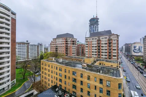 1 Deer Park Crescent Toronto ON M4V 3C4