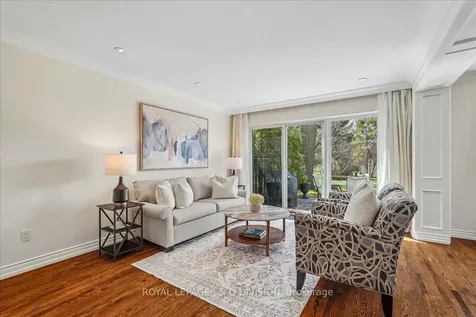 8 Crimson Millway N/a Toronto ON M2L 1T6