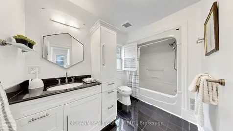 190 Bowood Avenue Toronto ON M4N 1Y6